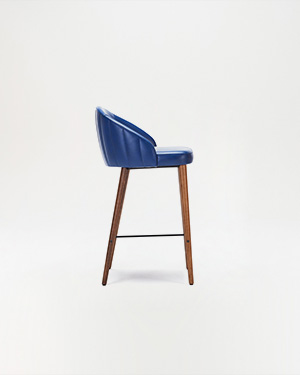 Nola Bar Stool carries the modern essence of the collection inspired by Locanda.NOLA BAR STOOLÜ