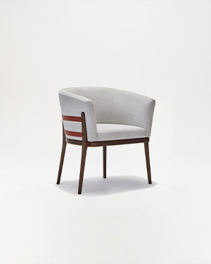 The Osmo Armchair is a masterpiece of craftsmanship, where exquisite ashwood and thoughtful design meet.OSMO KOLTUK