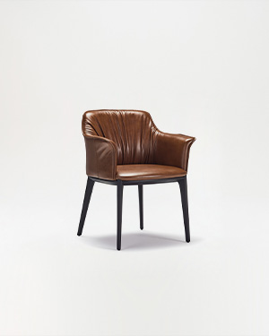 Tero Chair reflects the modern touch of the collection inspired by Locanda.TERO KOLTUK