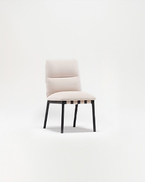 Presenting a chair that's not just furniture but a work of art for your living space.URIAH KOLSUZ SANDALYE